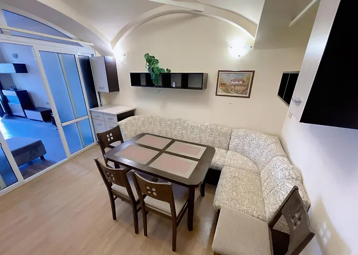 Tsar Kaloyan With Balcony & View Lejlighed *